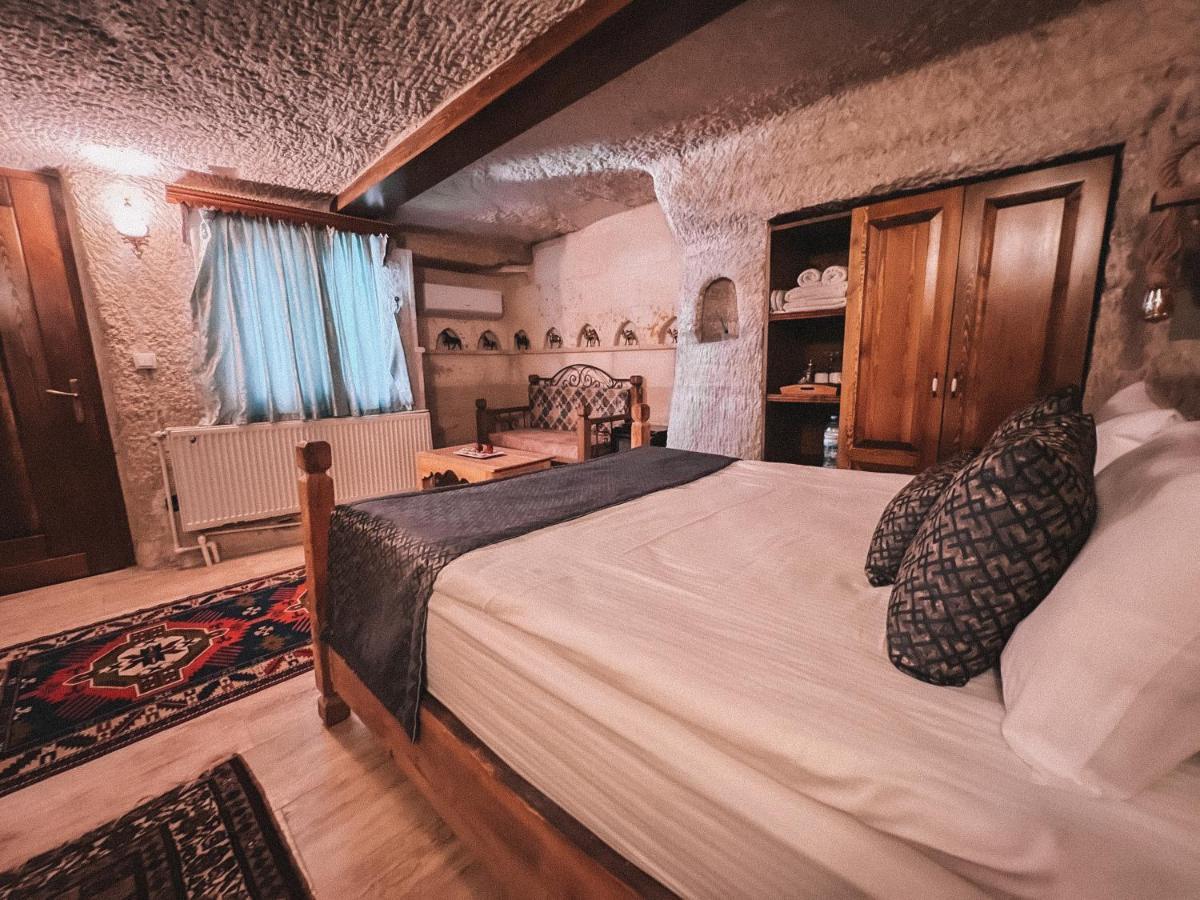 Local Cave House Hotel Göreme Esterno foto
