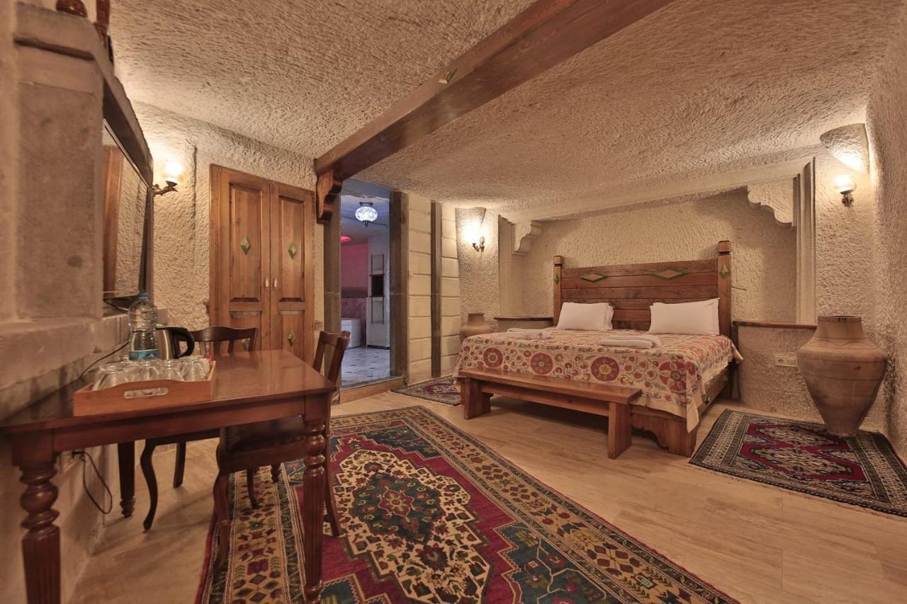 Local Cave House Hotel Göreme Esterno foto