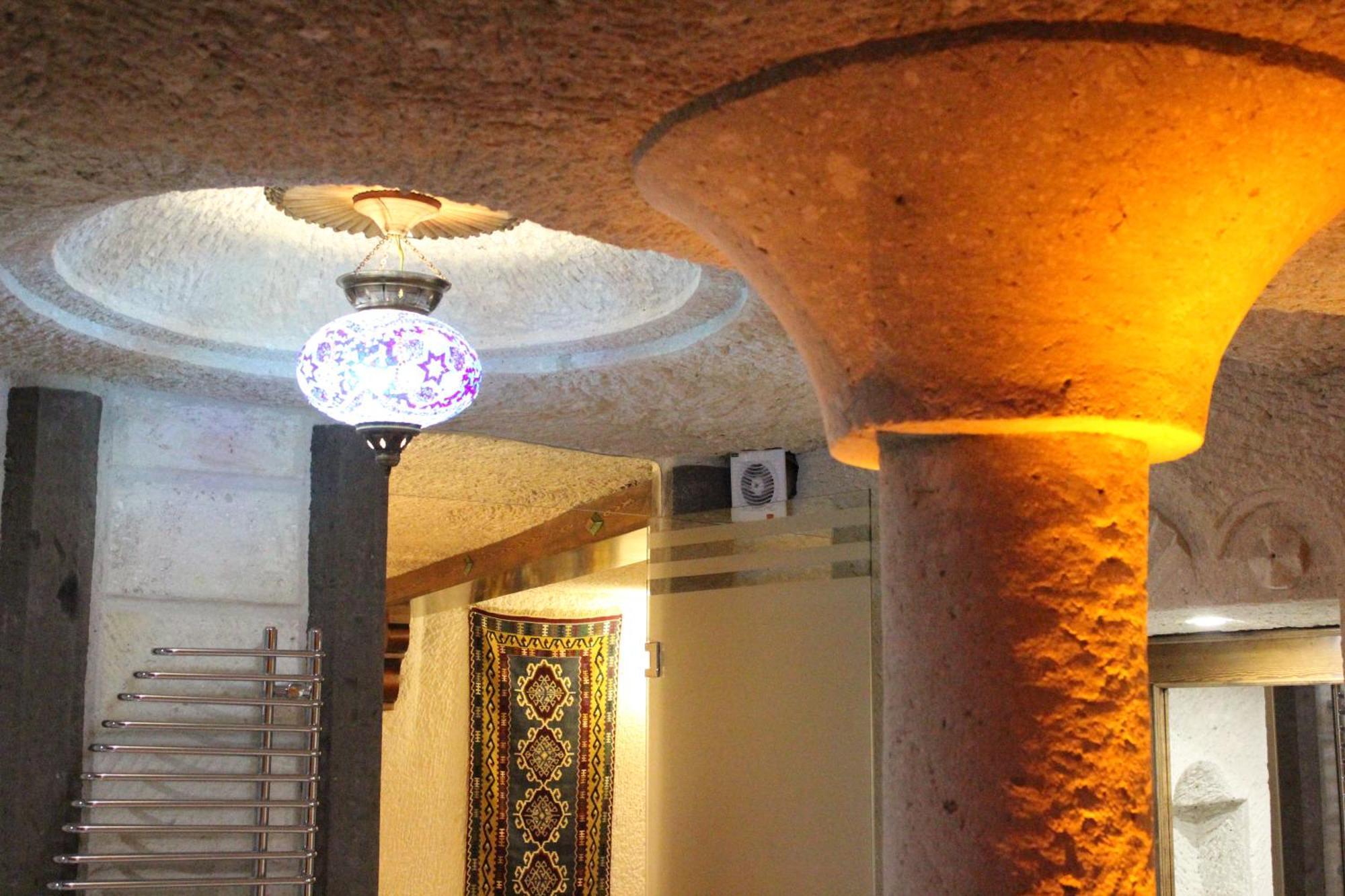 Local Cave House Hotel Göreme Esterno foto